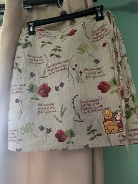 Winnie the Pooh Floral Wrap Skirt -vintage 90s-